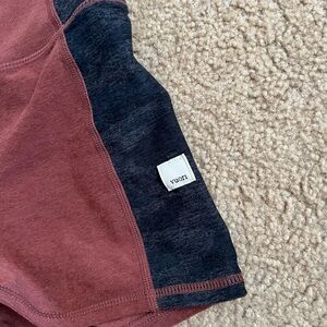 Vuori shorts red/black